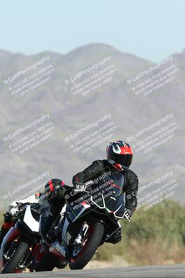 media/Dec-01-2025-Moto Forza (Mon) [[2daa91e15f]]/2-Intermediate Group/Session 2 Turn 9 Entry/